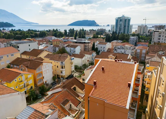 Luca Apartments